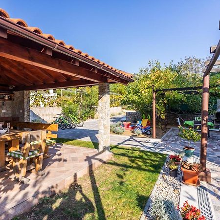Apartmani Velnic 2 Baška Extérieur photo