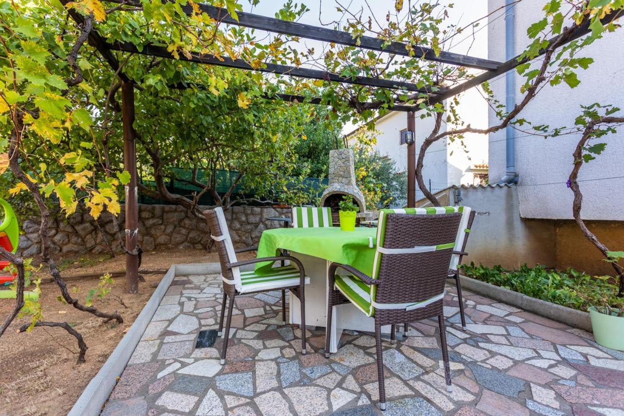 Apartmani Velnic 2 Baška Extérieur photo